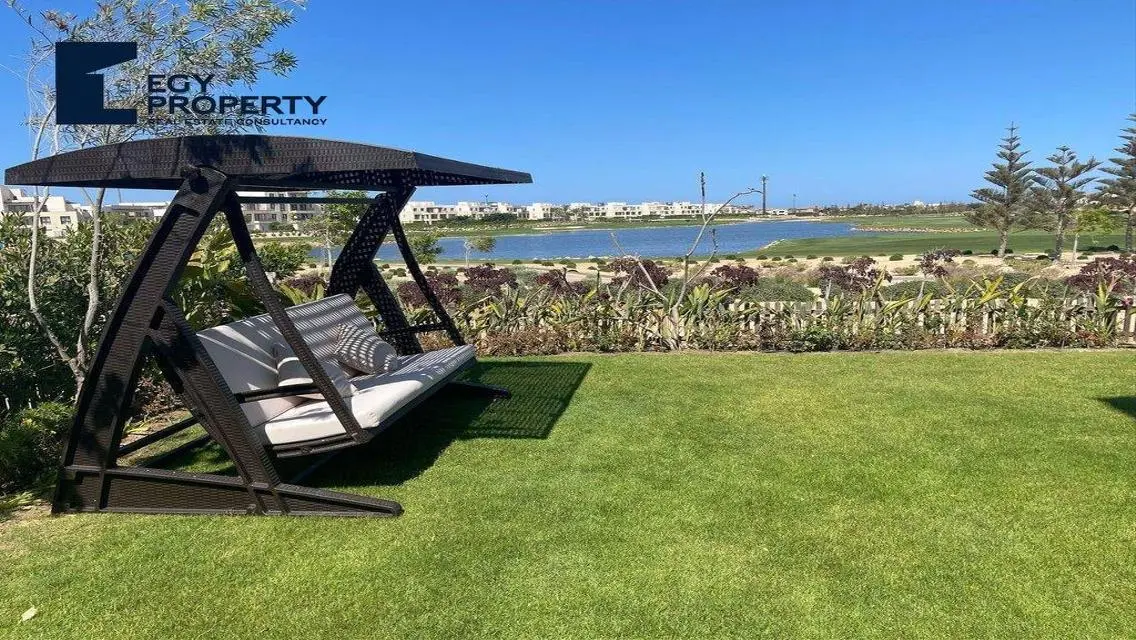 Luxury Villa for Sale with Private Pool and Garden in the Heart of the City
