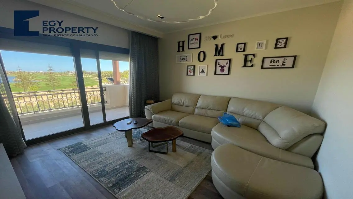 Luxury Villa for Sale with Private Pool and Garden in the Heart of the City