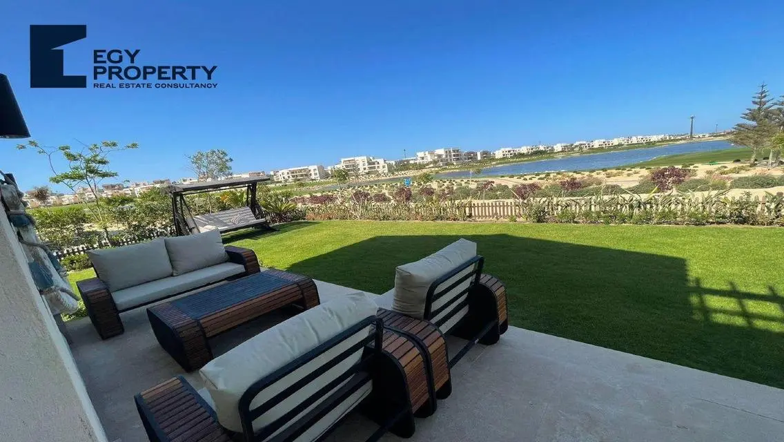 Luxury Villa for Sale with Private Pool and Garden in the Heart of the City