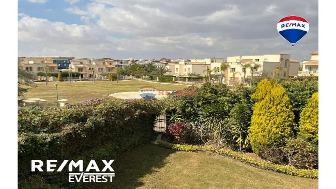 Luxury Villa for Sale with Private Garden and Pool