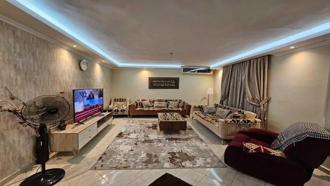 شقة رائعة 211 متر² للبيع في Rehab