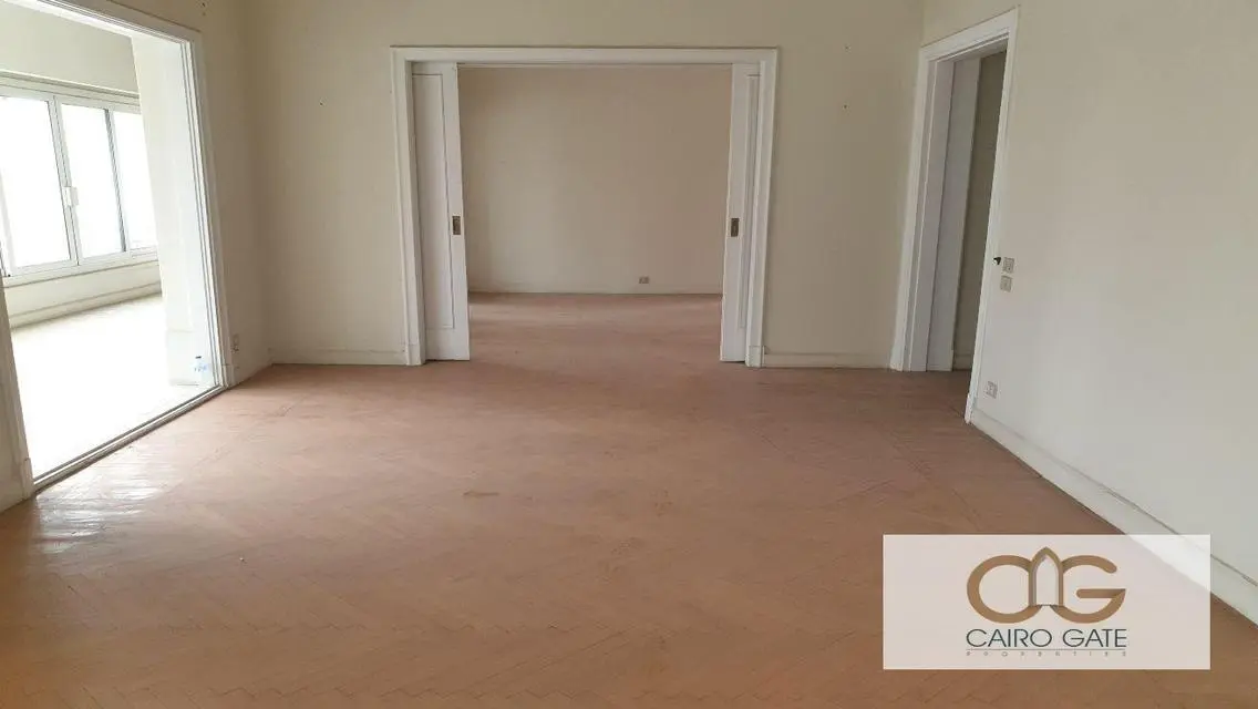 Amazing Nile View Apartment in Zamalek for Sale
