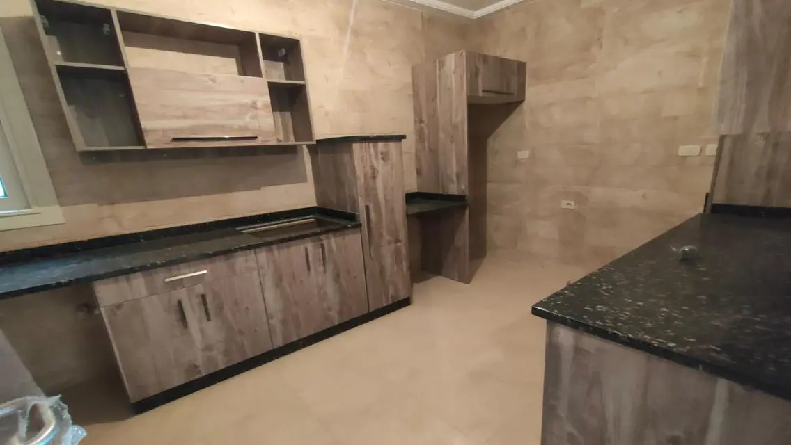 Luxury Apartment with Lake View - 40000 EGP