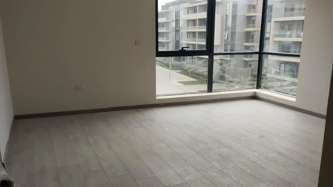 Luxury Apartment with Lake View - 40000 EGP