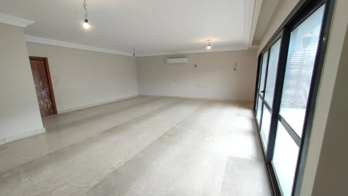 Luxury Apartment with Lake View - 40000 EGP