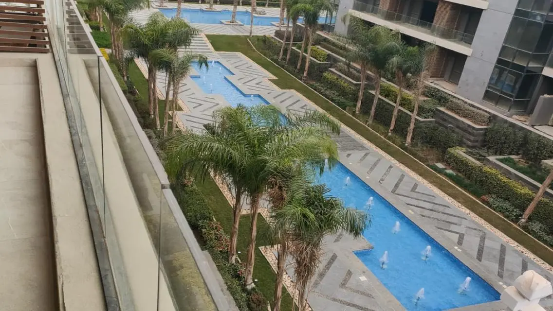 Luxury Apartment with Lake View - 40000 EGP