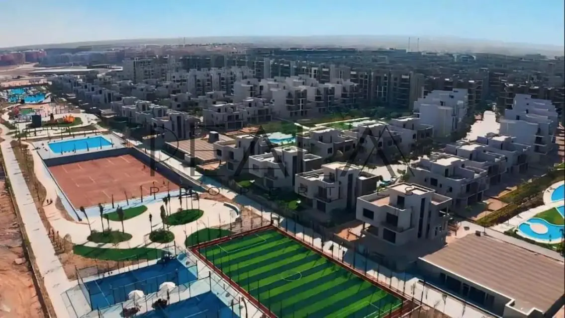 فيلا فاخرة للبيع في موقع متميز