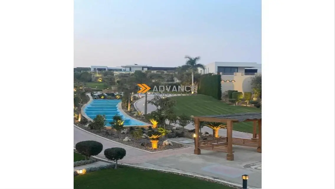 Luxury Villa in Pyramids Hills with Stunning Views