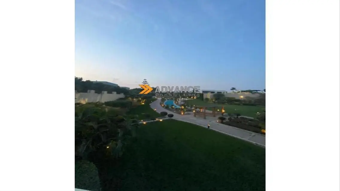 Luxury Villa in Pyramids Hills with Stunning Views