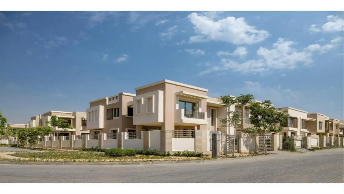 Luxury Apartment in Kempinski with Private Garden and Lake View