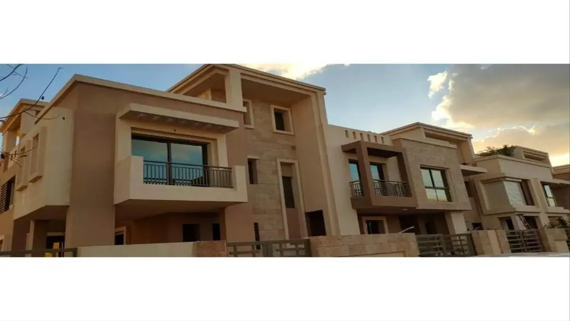 Luxury Apartment in Kempinski with Private Garden and Lake View