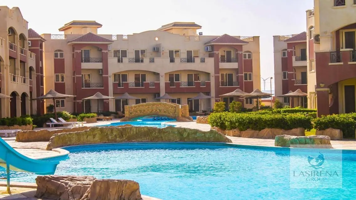 Luxurious Villa with Private Garden and Shared Pool