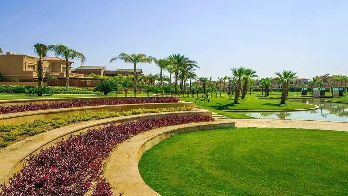 Luxury Villa in Swan Lake - 3 Bedrooms