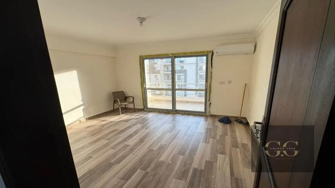 Luxury Apartment with Private Garden for Rent