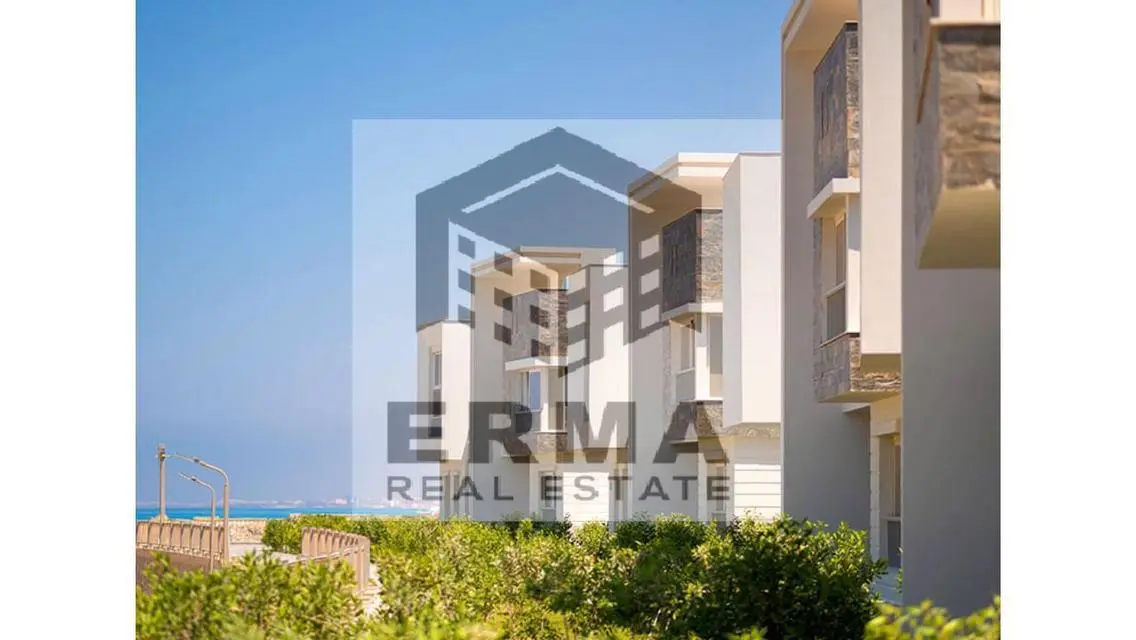 Sea-View Apartment with Spacious Layout