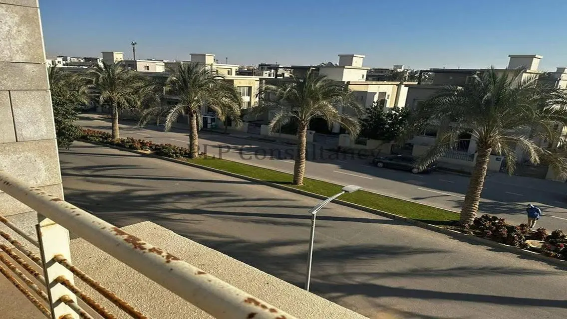 عقار متميز في القاهرة فستيفال بمساحة 100 متر