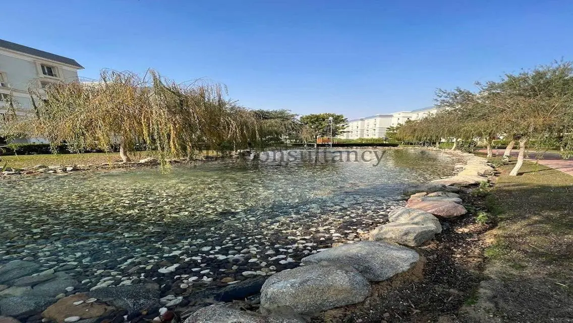 Prime Property in a Strategic Location