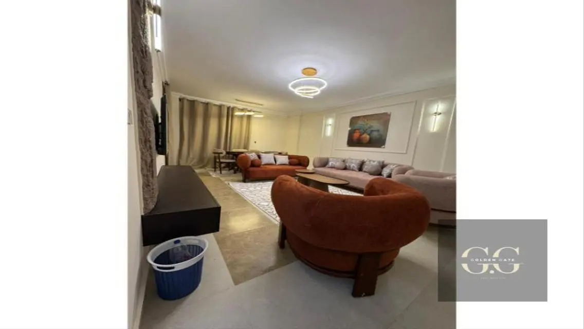 Luxury Apartment with Private Garden and Maid Room