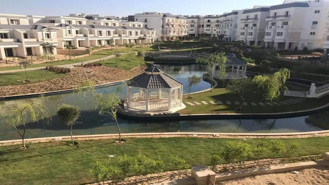 فيلا فاخرة بحمام سباحة بالقرب من معالم رئيسية
