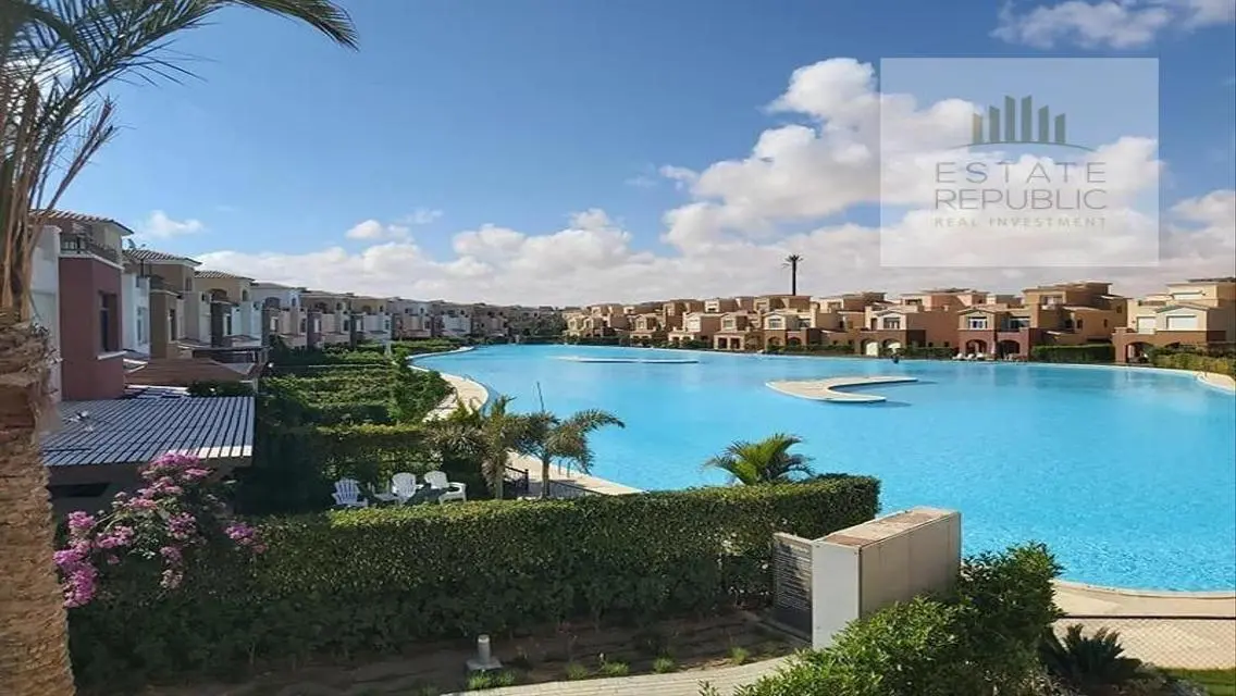 شقة فاخرة للبيع مع إطلالة رائعة