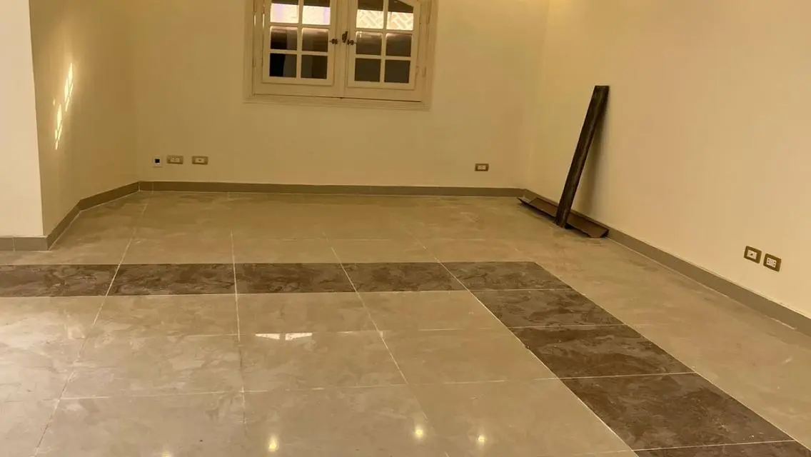 شقة فاخرة للبيع بسعر مناسب