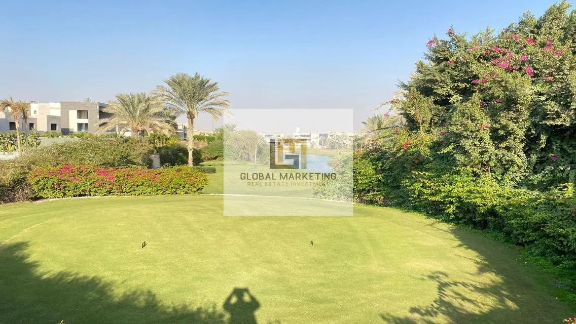Luxury Villa with Private Garden and Pool