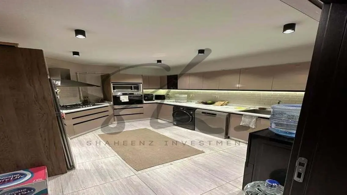 Luxury Apartment for Sale with Spacious Area and Modern Amenities