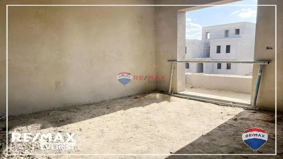 Luxury Villa in Prime Location - For Rent