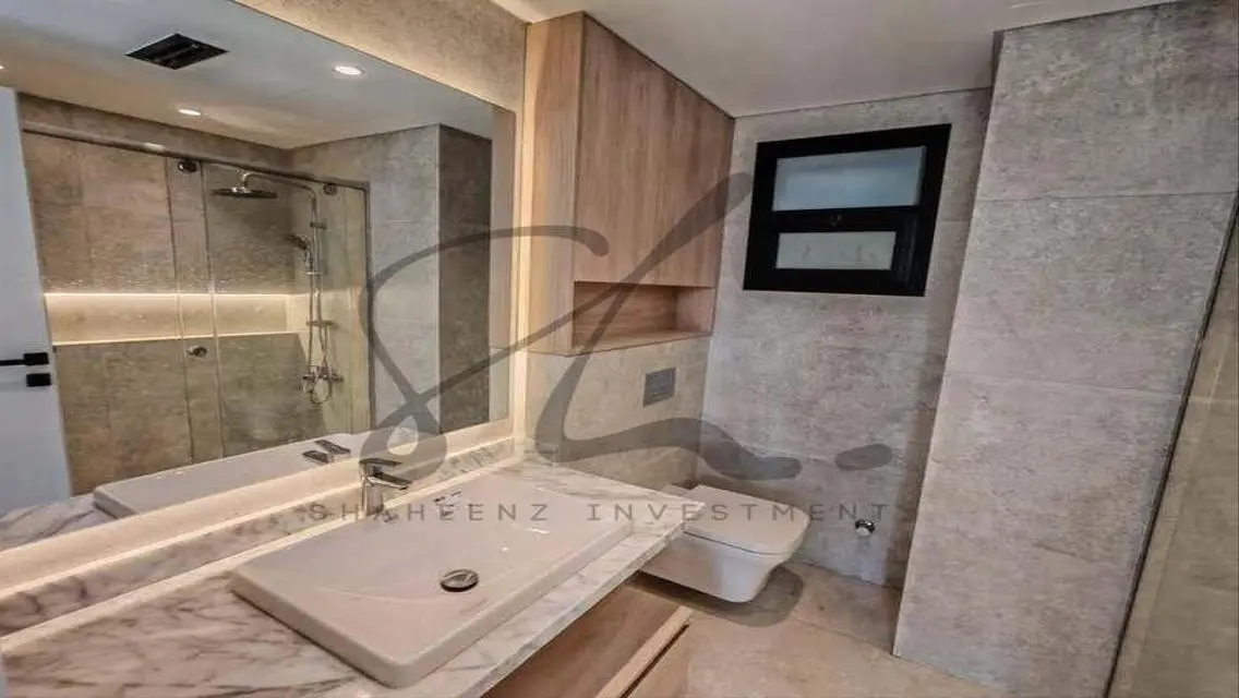 Luxurious Apartment at AUC with Private Pool and Garden