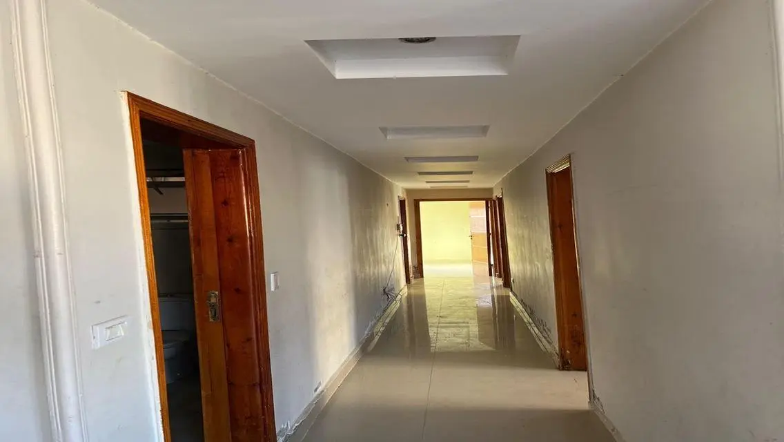 شقة مميزة بمساحة واسعة وإطلالة رائعة