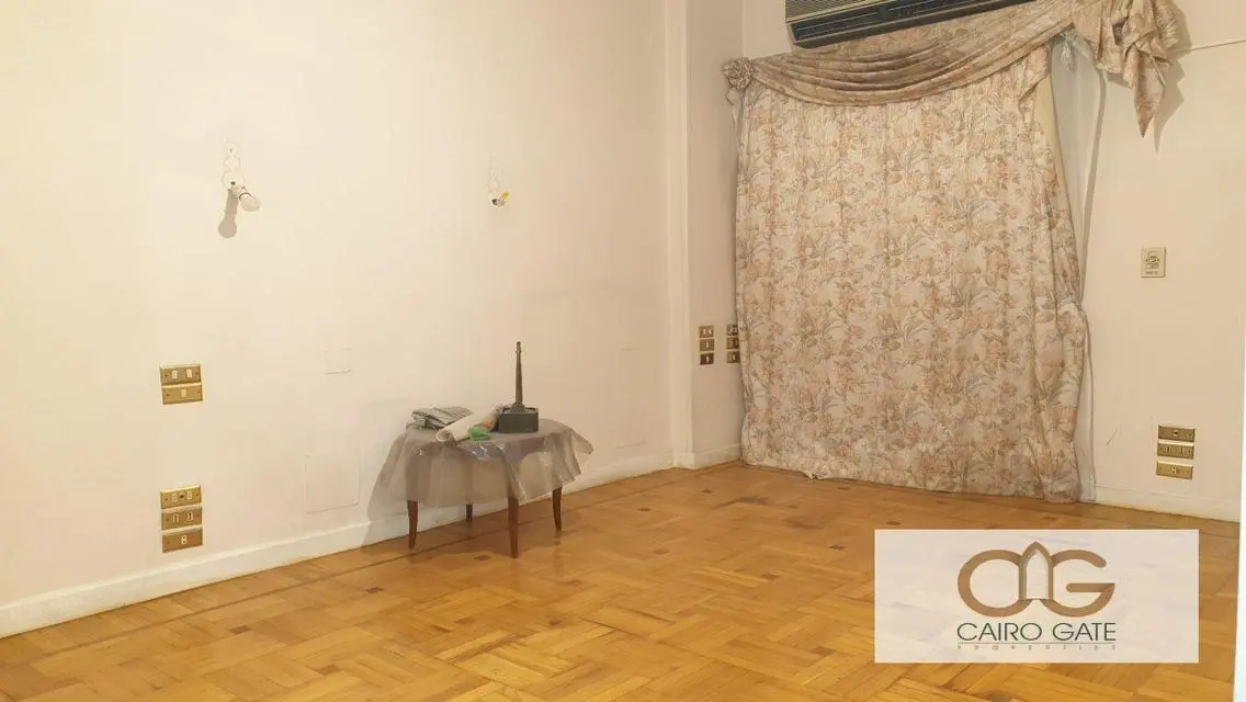 Stunning High-Ceiling Apartment for Sale in South Zamalek