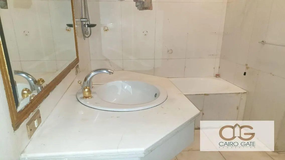 Stunning High-Ceiling Apartment for Sale in South Zamalek