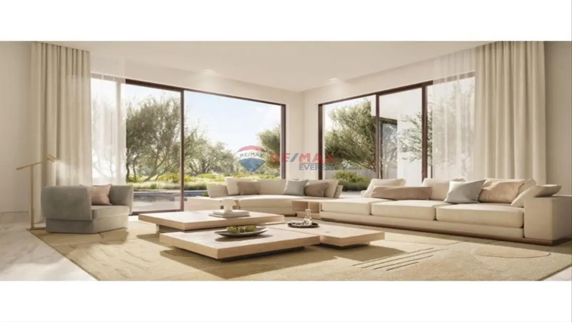 Luxury Villa with Private Pool and Garden