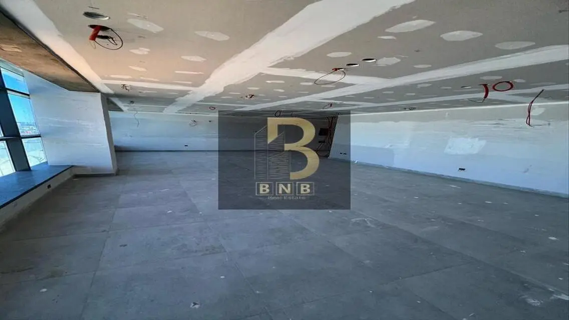 Modern Office for Rent with Great Amenities