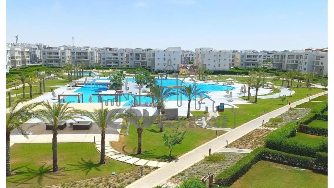 Luxury Apartment with Stunning Lake View - 115 sqm
