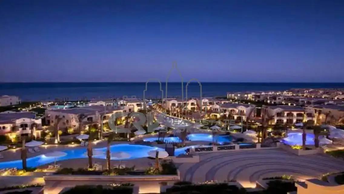 Luxury Apartment with Stunning Lake View - 115 sqm