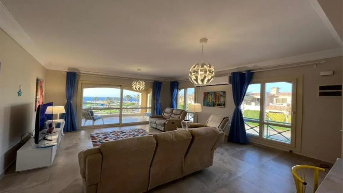 Luxury Lakeview Apartment for Sale