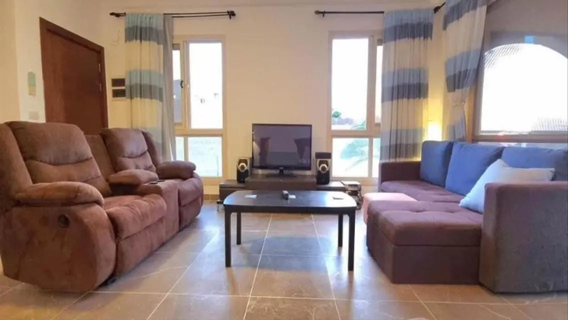 Luxury Lakeview Apartment for Sale