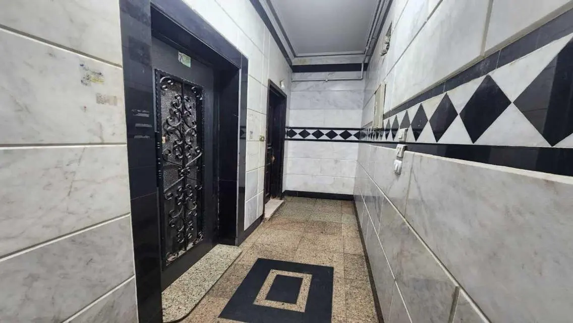 Luxury Apartment with 100 Sqm and Balcony