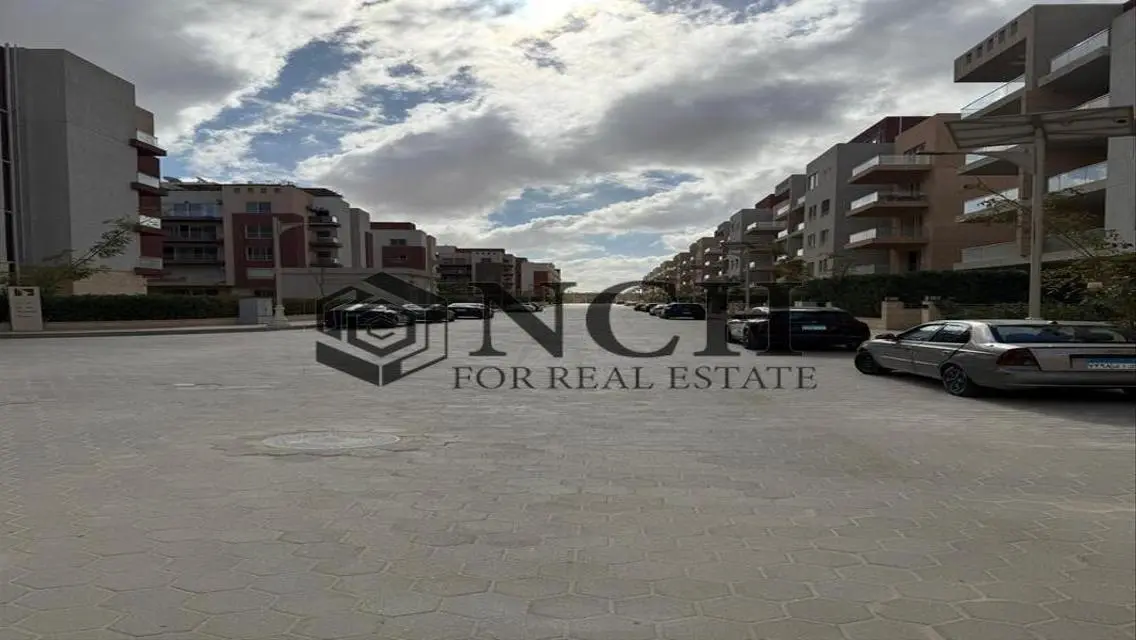 Stunning Apartment for Sale with Spacious Living Area