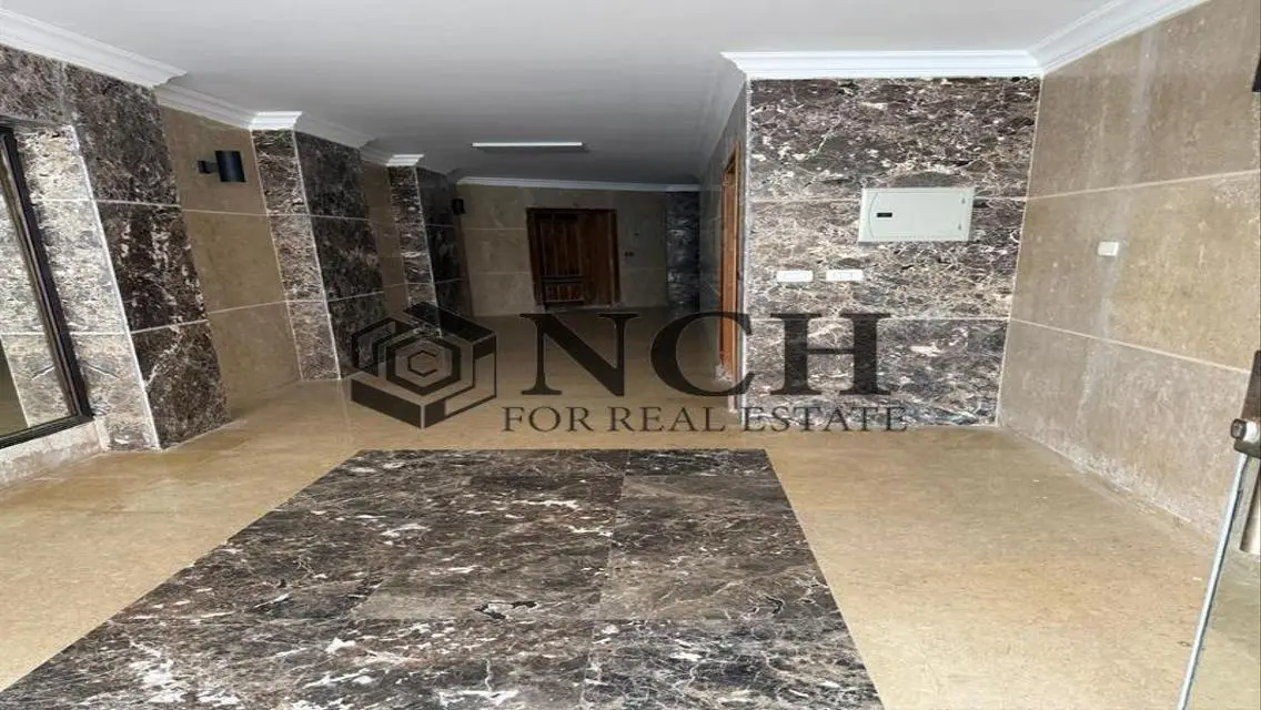 Stunning Apartment for Sale with Spacious Living Area