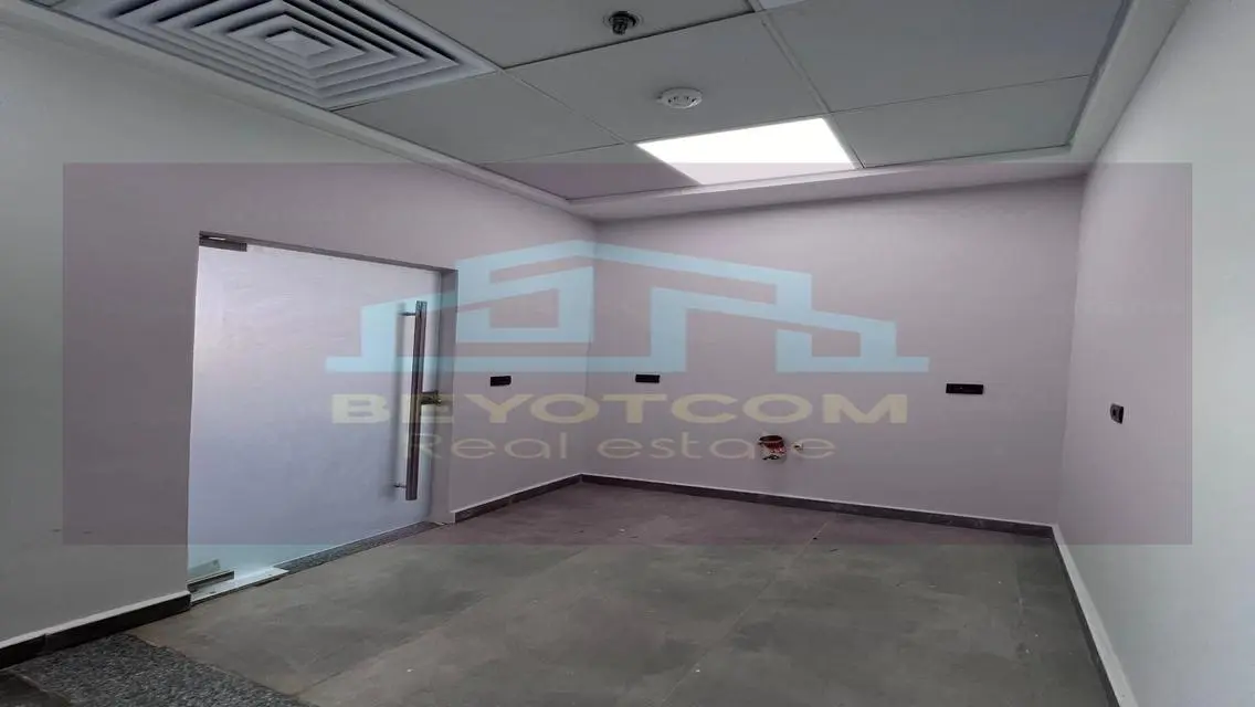 Luxurious Office Space for Rent with Various Amenities