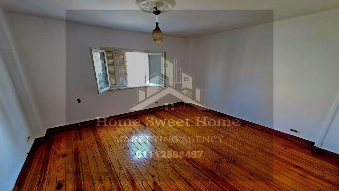 Stunning Home with Balcony in the City Center