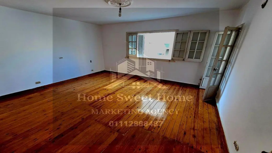 Stunning Home with Balcony in the City Center
