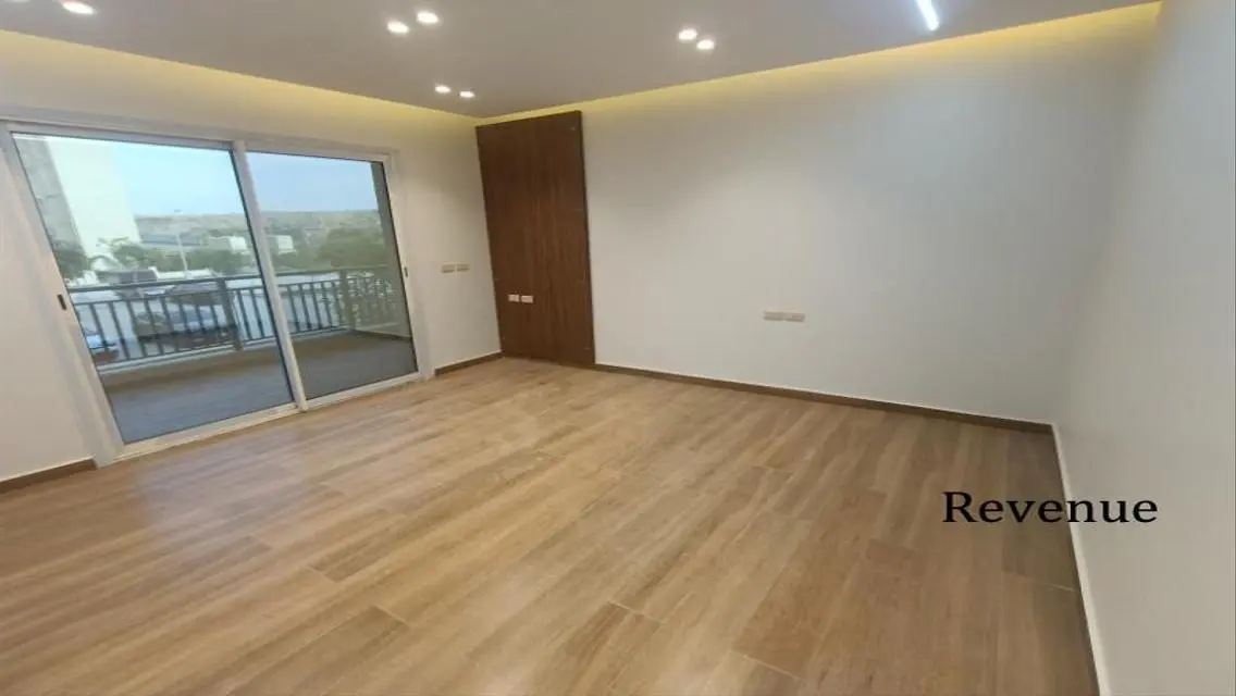 3-Bedroom Apartment in Taj City