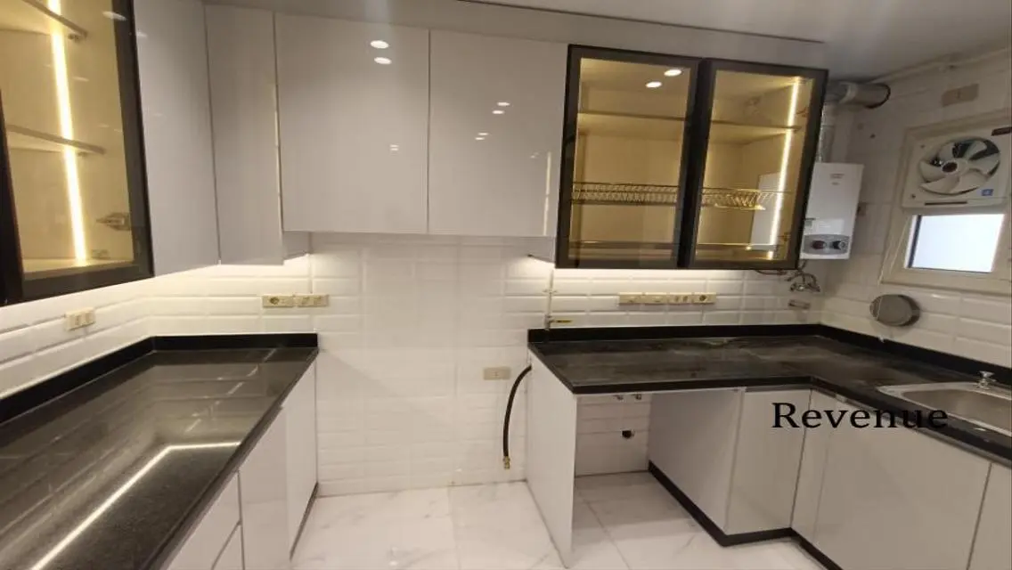 3-Bedroom Apartment in Taj City