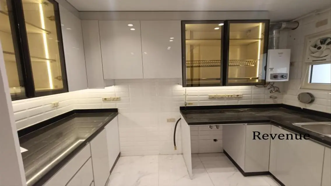 3-Bedroom Apartment in Taj City