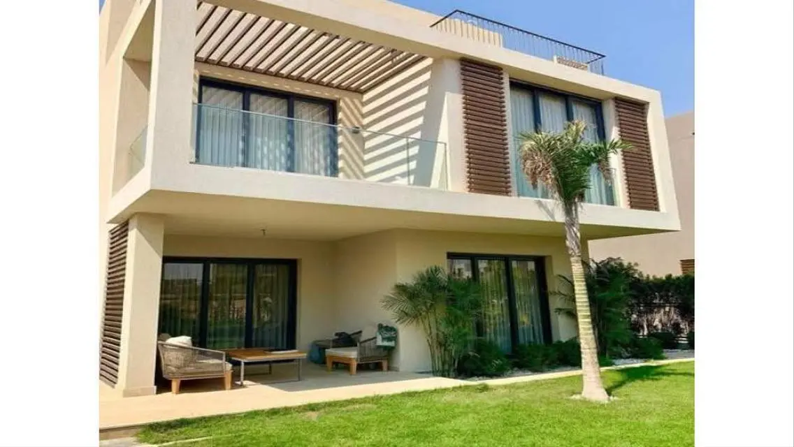 Luxury Villa in a Prime Location with Full Amenities