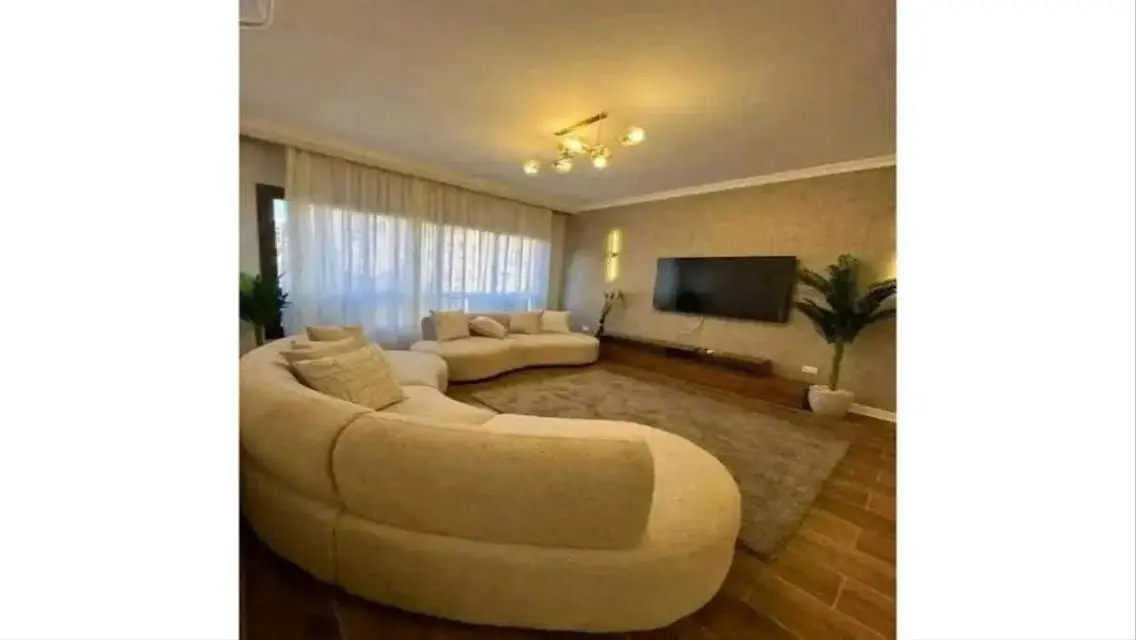 Luxury Villa in a Prime Location with Full Amenities
