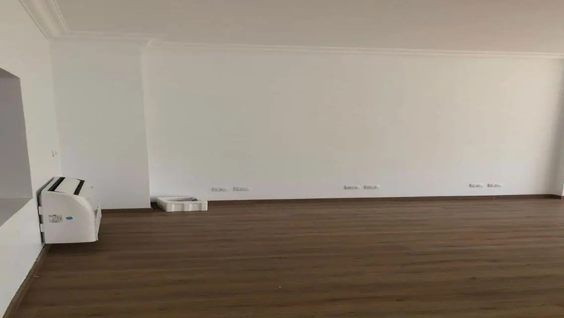 Luxury Apartment with Ample Space in the Heart of the City